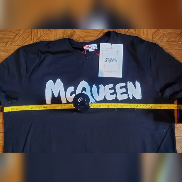 Alexander McQueen T-Shirt 100% Authentic - Picture 8 of 9